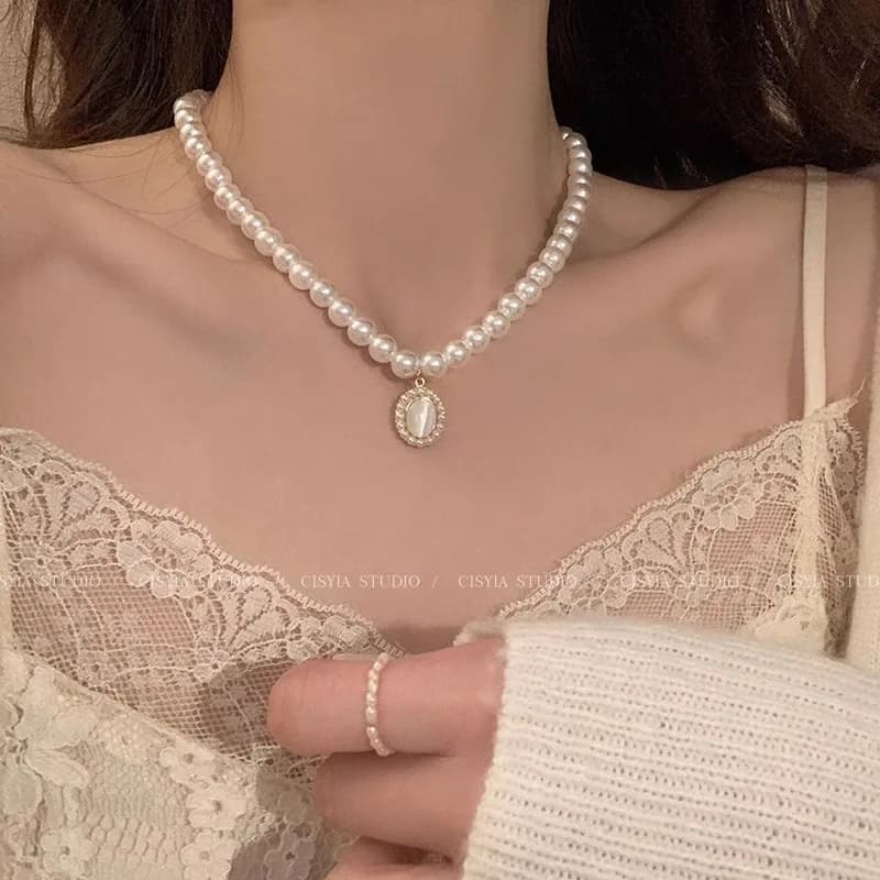 collier or 18 carats